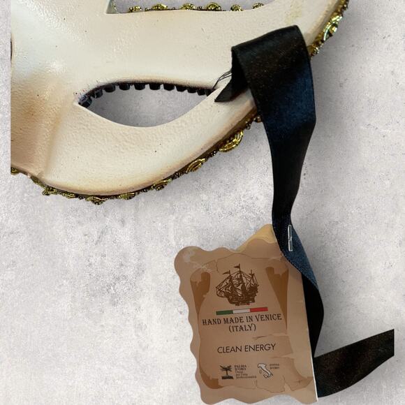 Pier 1 Venetian Masquerade Mask Red Feather Gold Baroque Mardi Gras Costume - Picture 5 of 5